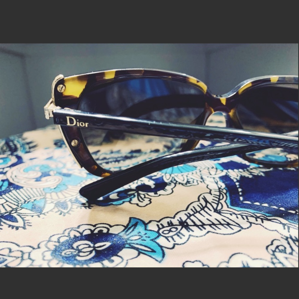 Dior Sunglasses - Picture 6 of 8